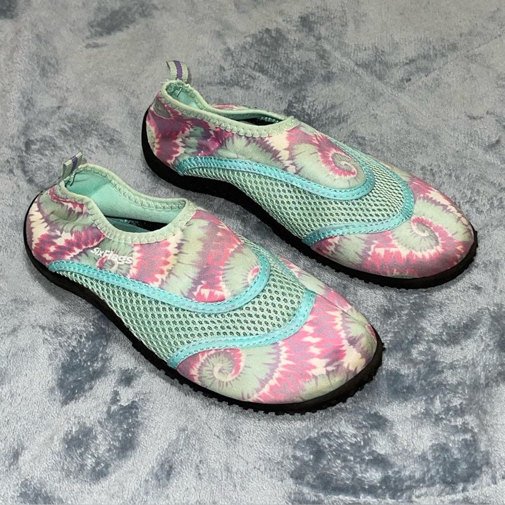 SIX FLAGS Kids Water Shoes Slip On Beach Shoe Youth Girl